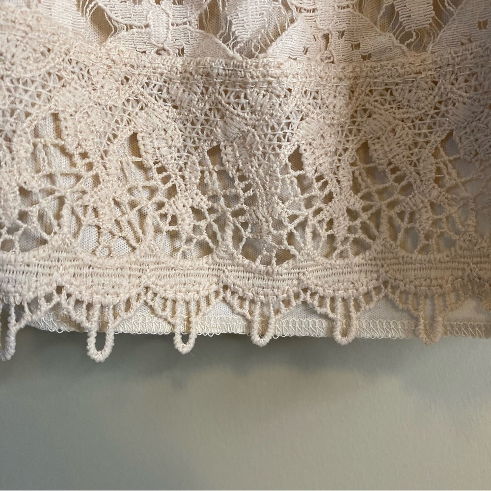 Charlotte Russe Cream Cropped Embellished Camisole - Picture 3 of 10